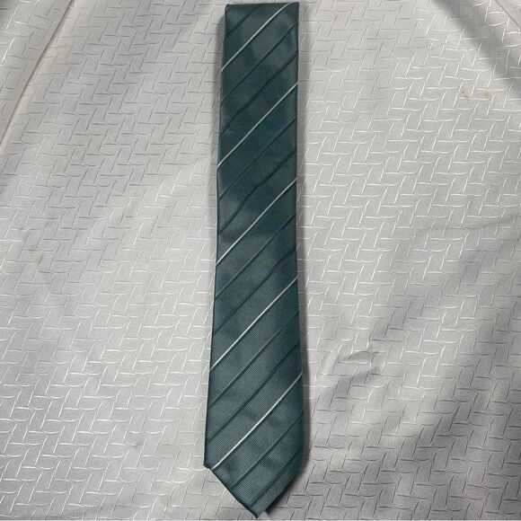 Alfani Green Striped Men's Tie - Picture 4 of 4